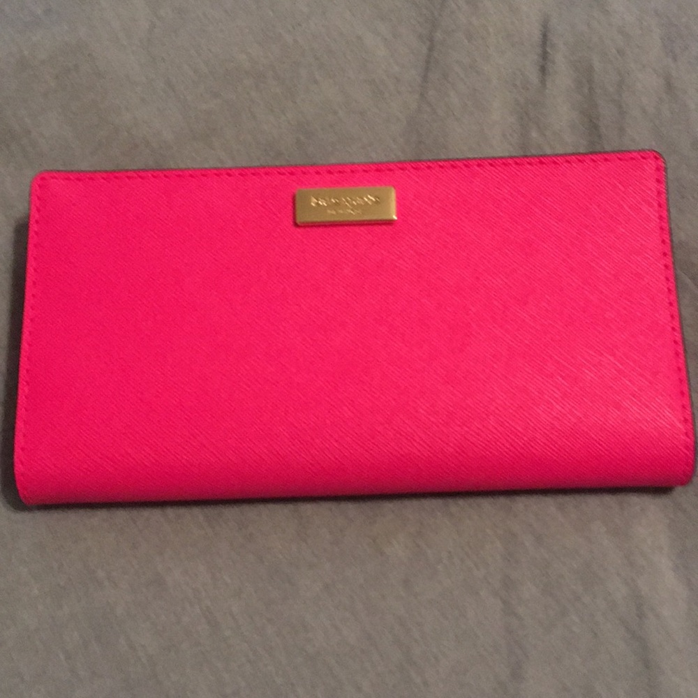Kate Spade Laurel Way Stacy wallet in Peony Pink